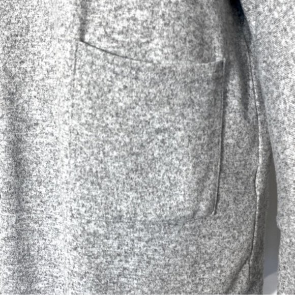 SHEIN pullover knit tunic with button detail and curved hem. Women's size M - Picture 6 of 8